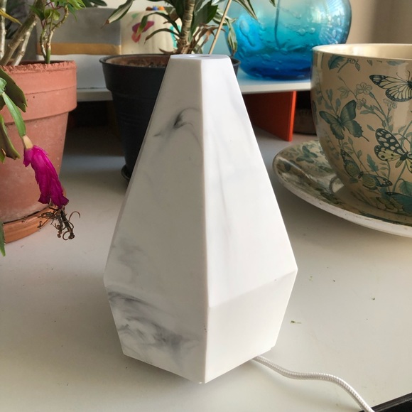 Saje Accents Saje Aroma Zen White Polygon Oil Diffuser Poshmark